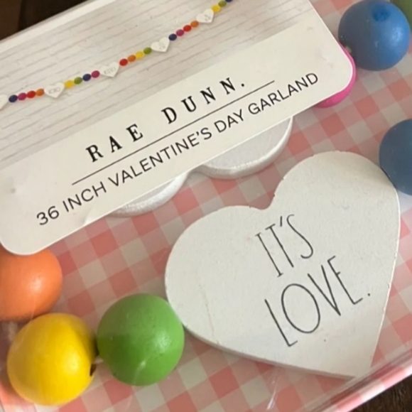 RAE DUNN Valentine Hearts/Beads Wood Garland Decor New - Picture 4 of 8